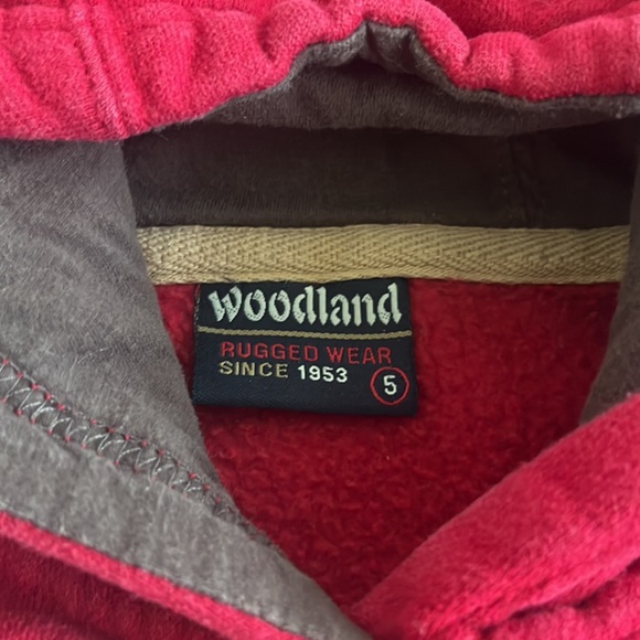 ⚫️Woodland hooded sweater, size 5 - Picture 3 of 3